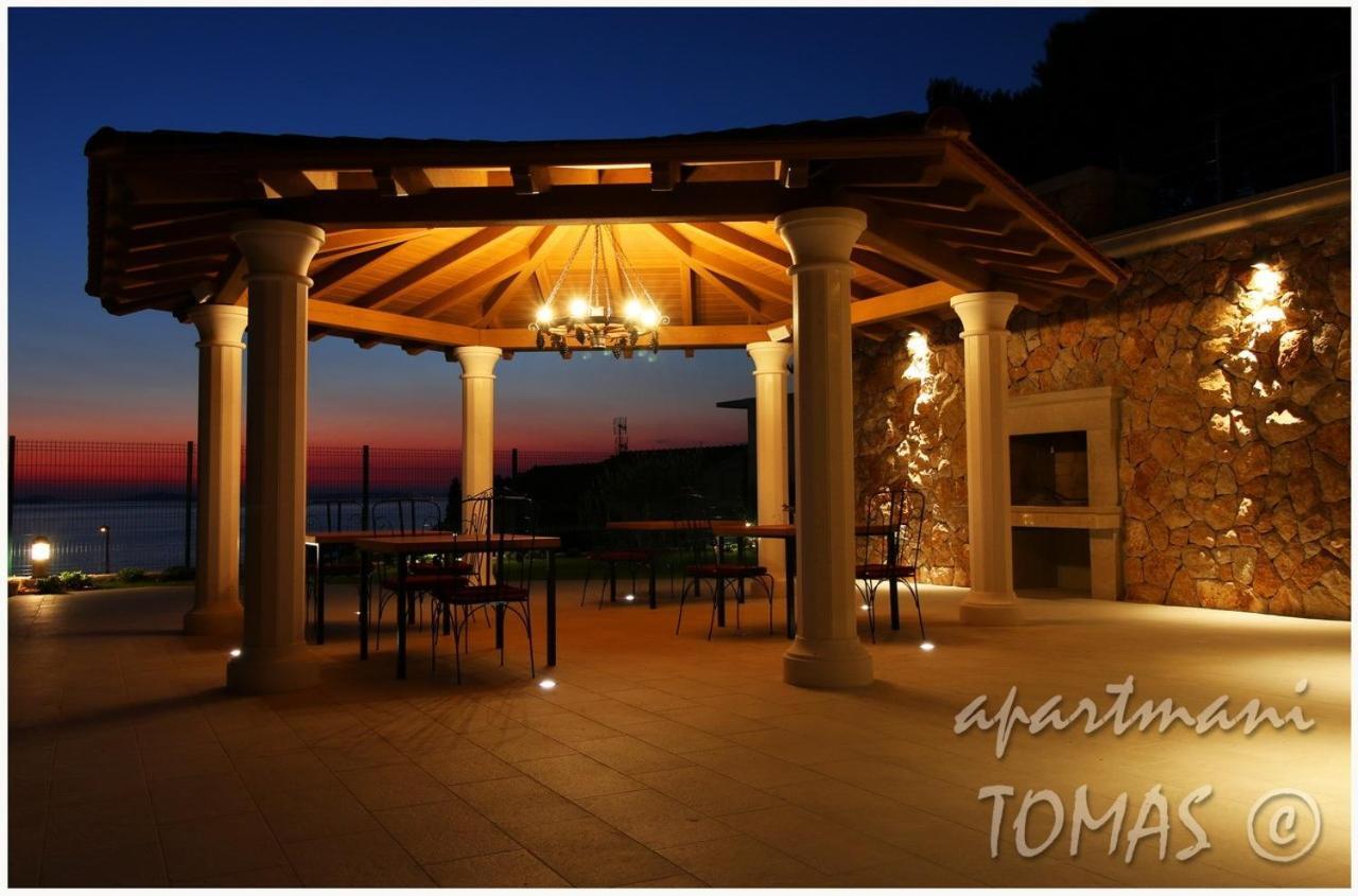 Apartments Tomas Primosten Exterior photo